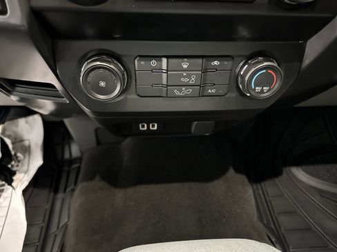 Used 2019 Ford F150 XLT w/ XTR Package AWD/4WD image 33
