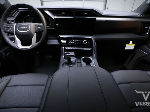 New 2026 GMC Sierra 1500 Denali w/ Technology Package image 13