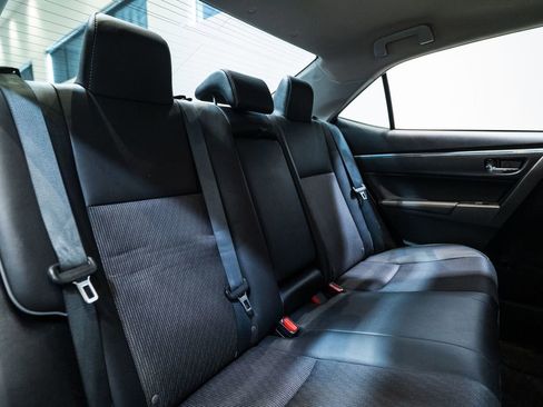 Used 2016 Toyota Corolla S image 30