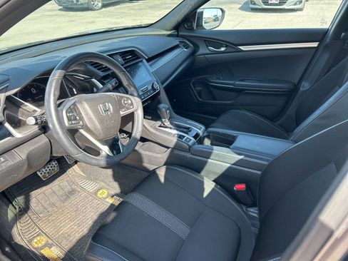Used 2020 Honda Civic Sport image 10