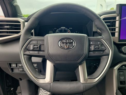 New 2026 Toyota Tundra Limited AWD/4WD image 21
