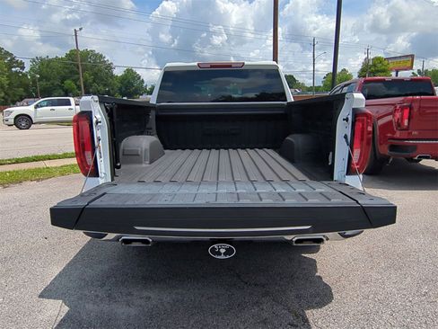 Certified 2022 GMC Sierra 1500 SLT w/ X31 Off-Road Package image 21