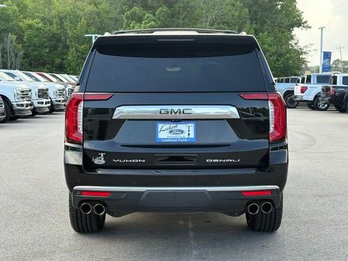 Used 2021 GMC Yukon XL Denali w/ Denali Premium Package AWD/4WD image 2