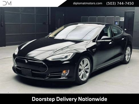 Used 2014 Tesla Model S RWD image 1