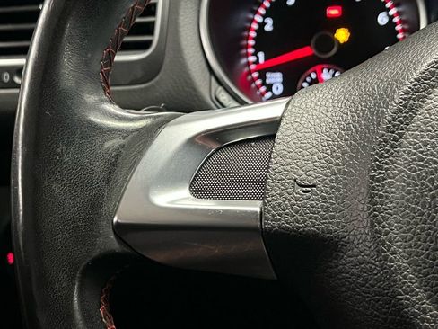 Used 2013 Volkswagen GTI 4-Door image 20