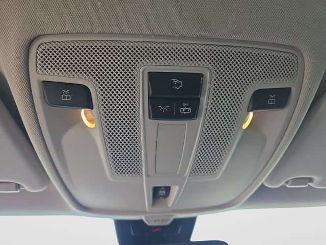 Used 2019 INFINITI QX30 AWD image 29