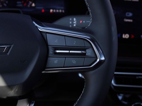 New 2026 Chevrolet Traverse Z71 w/ Enhanced Driving Package image 16