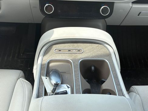 Used 2026 Hyundai Palisade Limited FWD image 26