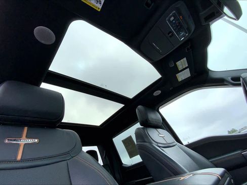 Certified 2022 Ford F150 Platinum w/ Equipment Group 701A High image 14