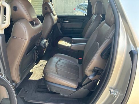 Used 2017 GMC Acadia Limited SLT AWD/4WD image 17