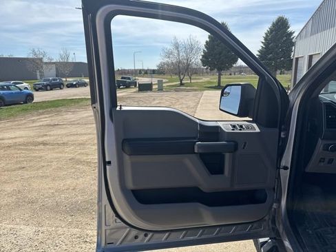 Used 2020 Ford F150 XLT w/ Equipment Group 302A Luxury AWD/4WD image 14