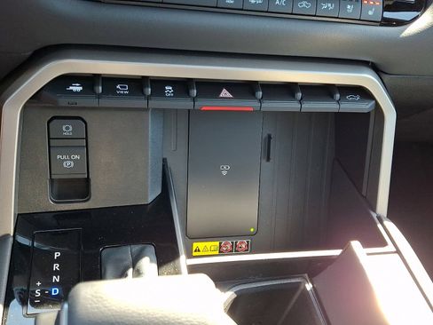 New 2026 Toyota Tundra Platinum AWD/4WD image 21