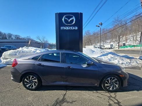 Used 2018 Honda Civic EX image 1