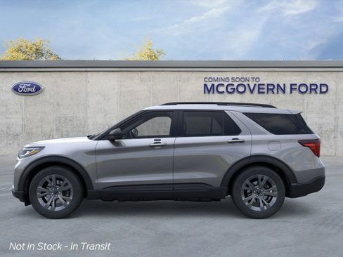 New 2026 Ford Explorer Active image 4