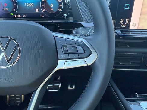 New 2026 Volkswagen Atlas Cross Sport SEL Premium R-Line image 15