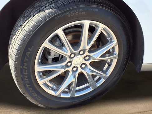 Used 2022 Buick Enclave Premium AWD/4WD image 26
