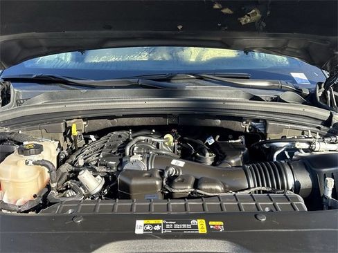 Used 2024 Jeep Grand Cherokee L Limited image 25