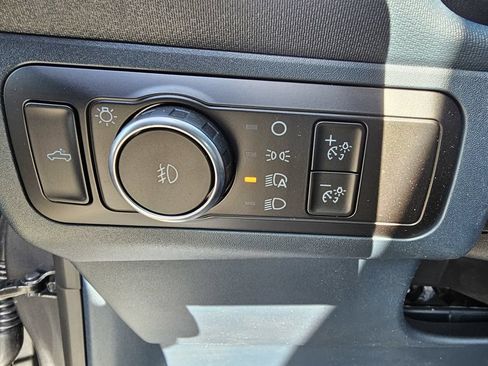 Used 2026 Ford Maverick Lobo AWD/4WD image 22