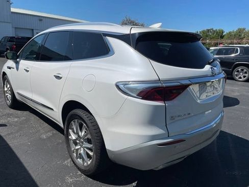 Used 2023 Buick Enclave Essence w/ Experience Buick Package AWD/4WD image 11