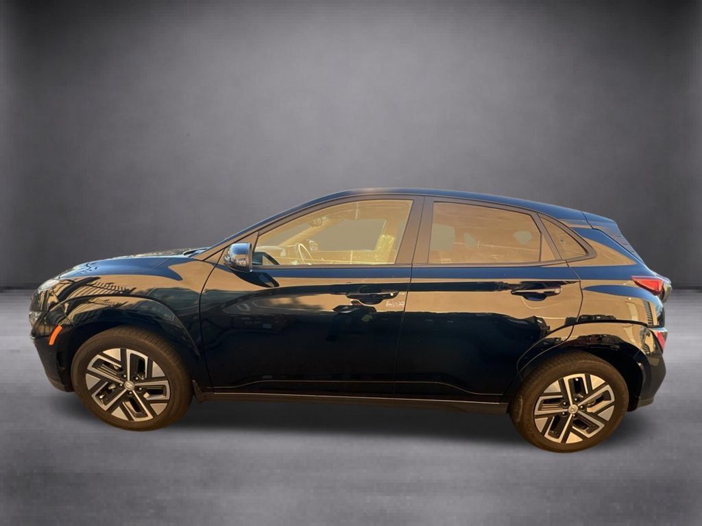 Certified 2023 Hyundai Kona SEL FWD image 6