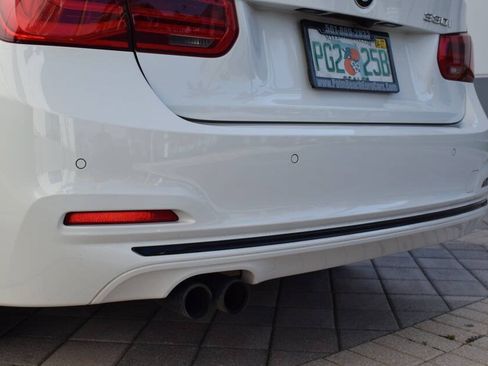 Used 2017 BMW 330i Sedan RWD image 19