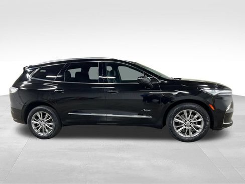 Used 2023 Buick Enclave Avenir w/ Avenir Technology Package AWD/4WD image 4