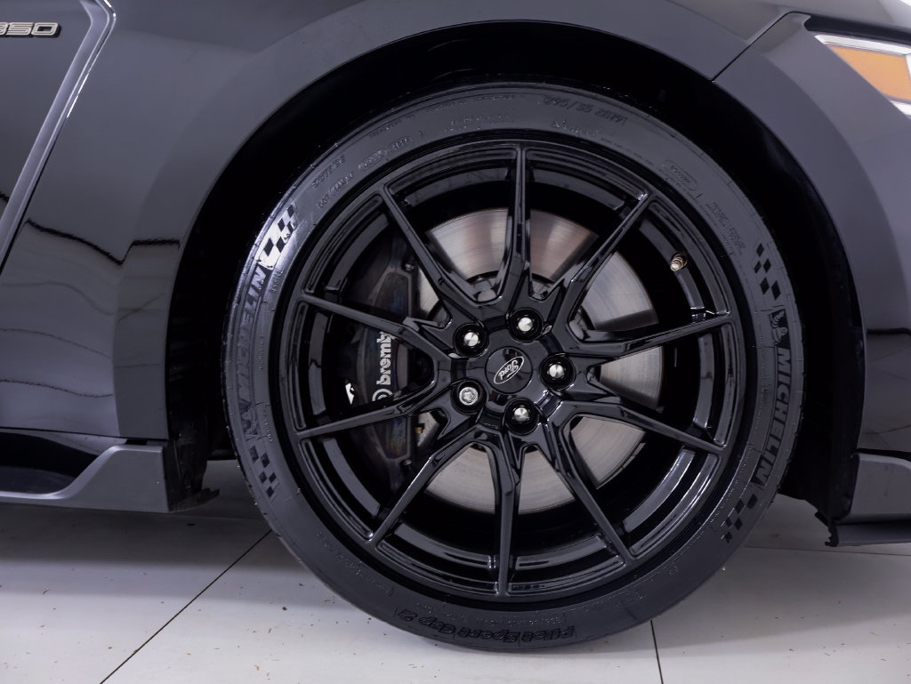 Used 2020 Ford Mustang Shelby GT350 w/ Technology Package RWD image 25