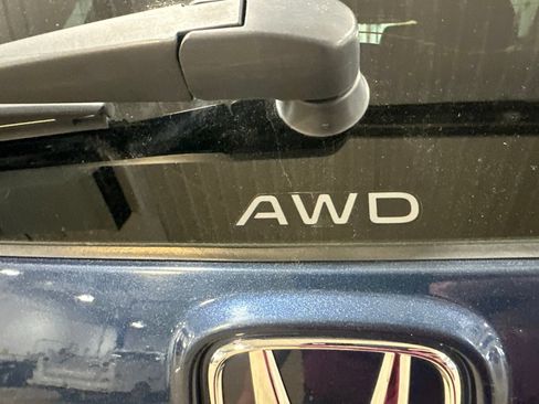 Used 2024 Honda CR-V Sport Touring image 7