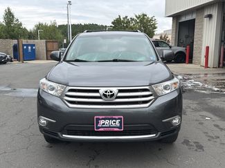 Used 2013 Toyota Highlander SE AWD/4WD video 2