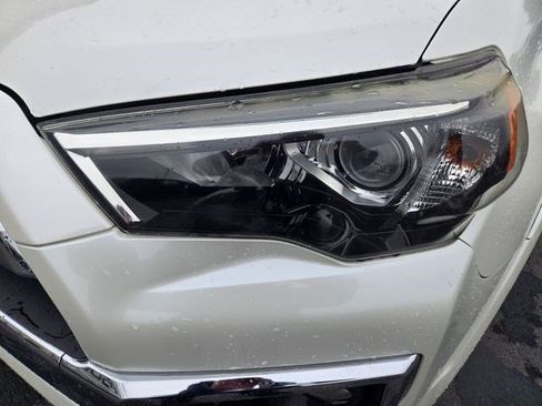 Used 2017 Toyota 4Runner Limited image 10