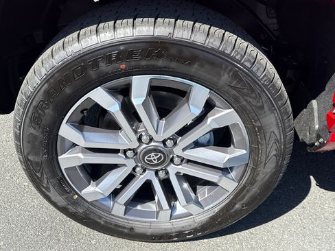 New 2026 Toyota 4Runner Limited image 6