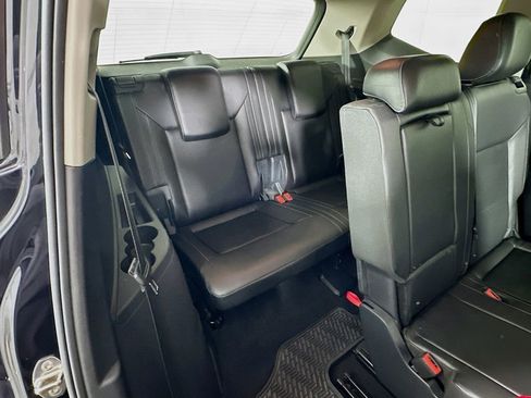 Used 2018 Volkswagen Atlas SE image 32