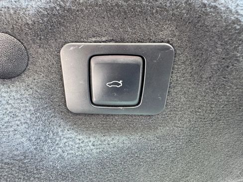 Used 2019 Lincoln MKZ Reserve image 33