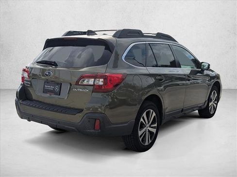Used 2018 Subaru Outback 2.5i Limited image 5