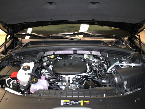 New 2026 Jeep Grand Cherokee Limited w/ Limited Altitude Package image 40