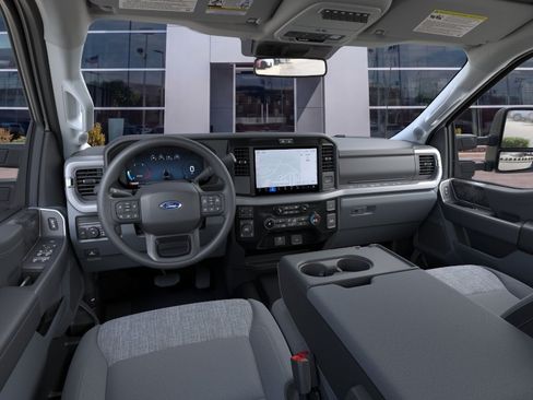 New 2026 Ford F250 XLT w/ XLT Premium Package AWD/4WD image 11