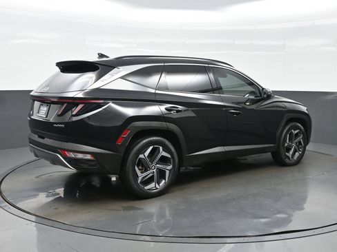 Certified 2023 Hyundai Tucson Limited AWD/4WD image 6