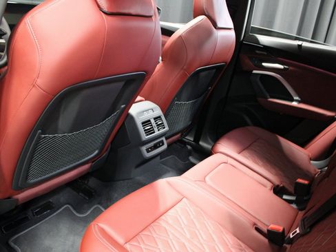 Used 2025 Audi SQ5 Prestige image 6