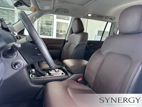 Used 2024 INFINITI QX80 Premium Select w/ All-Season Package AWD/4WD image 27