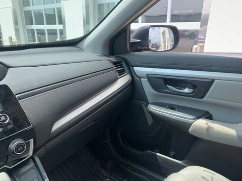 Used 2018 Honda CR-V LX image 12