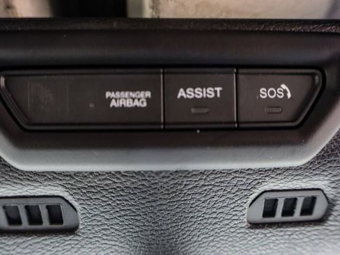 Used 2022 Jeep Wrangler Unlimited Sahara image 35