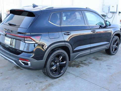 New 2026 Volkswagen Taos SEL AWD/4WD image 6