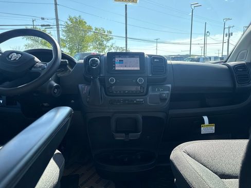 New 2026 RAM ProMaster 1500 w/ Convenience Group FWD image 26