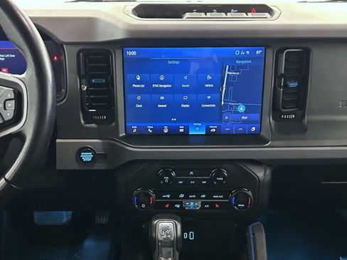 Used 2024 Ford Bronco Black Diamond AWD/4WD image 12