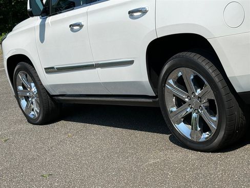 Used 2016 Cadillac Escalade Premium AWD/4WD image 21