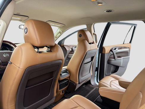 Used 2017 Buick Enclave Premium image 6