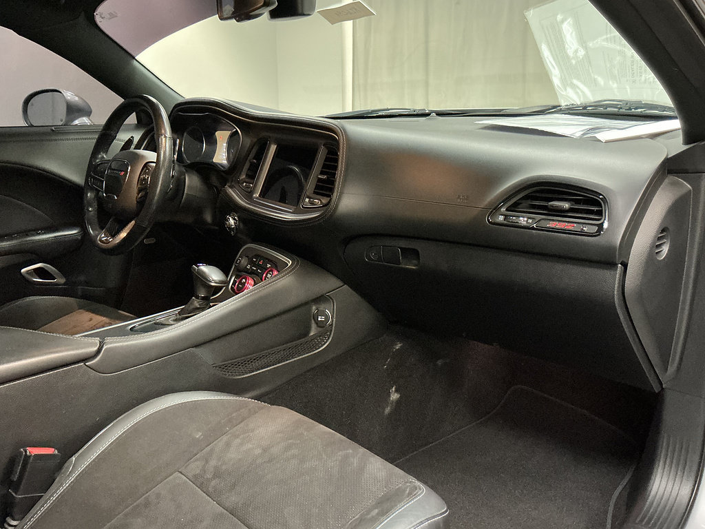 Used 2020 Dodge Challenger R/T Scat Pack w/ Plus Package RWD image 25