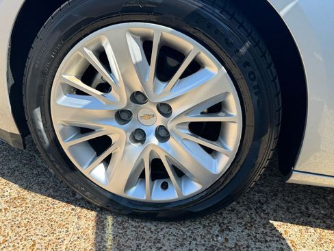 Used 2019 Chevrolet Impala LS image 33