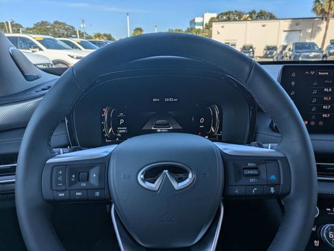 New 2026 INFINITI QX60 Luxe w/ Family Package image 32