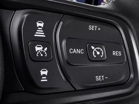 Used 2025 Jeep Gladiator Sport AWD/4WD image 23
